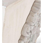 Prémium kategóriás, 128 cm magas, Shabby Chic stílusú, tört fehér színű, antikolt felületű, díszes indamintás kerettel díszített falitükör